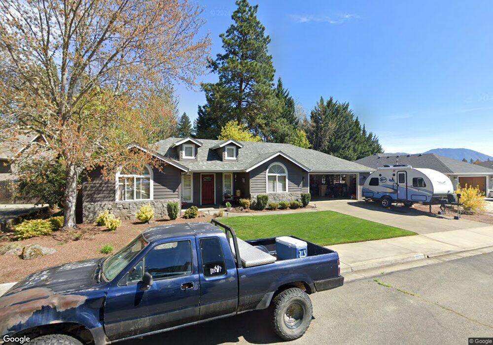 2023 NW Sarum Cir, Grants Pass, OR 97526 - photo 1