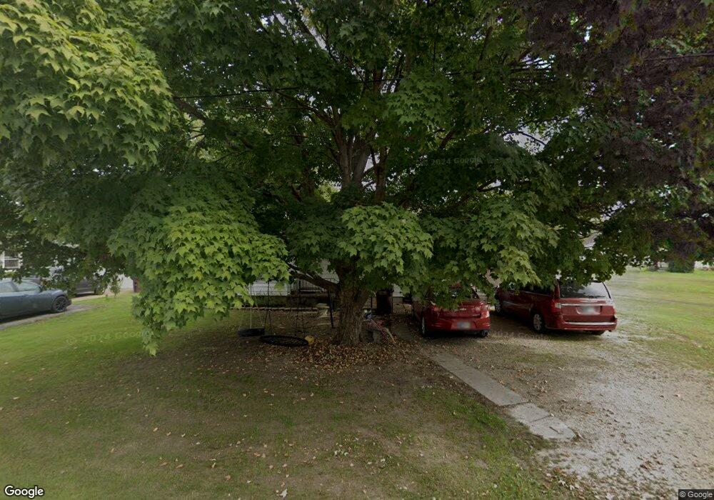 425 Washington St, Geneva, IN 46740 - photo 1