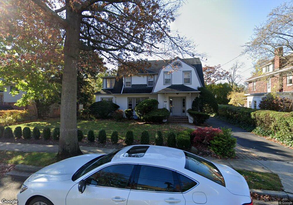 115 Oak St, Woodmere, NY 11598 - photo 1