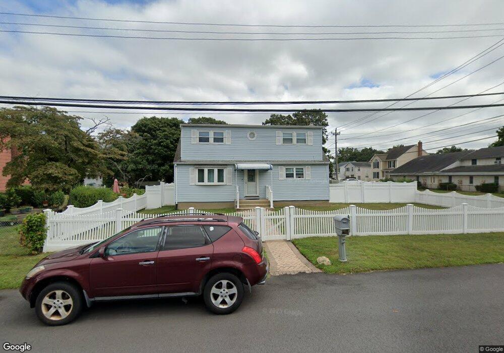 100 Warren St, Copiague, NY 11726 - photo 1