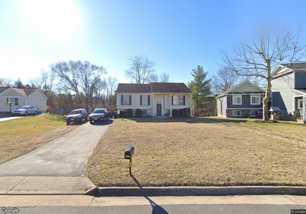 9863 Nimitz Ct, Manassas, VA 20109 - photo 1