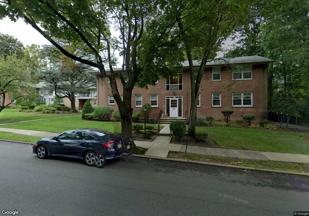 26-19 Fair Lawn Ave unit A, Fair Lawn, NJ 07410 - photo 1