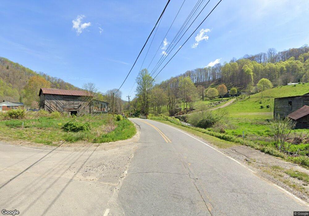 1395 Schronce Creek Rd, Burnsville, NC 28714 - photo 1