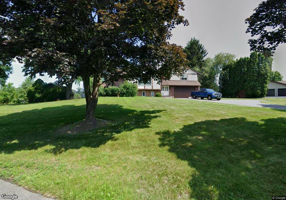 410 Knoll Cir, Nazareth, PA 18064 - photo 1