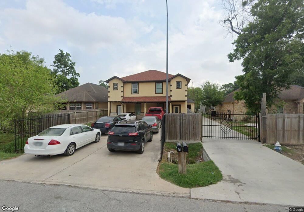 5829 Hartwick Rd unit A, Houston, TX 77016 - photo 1