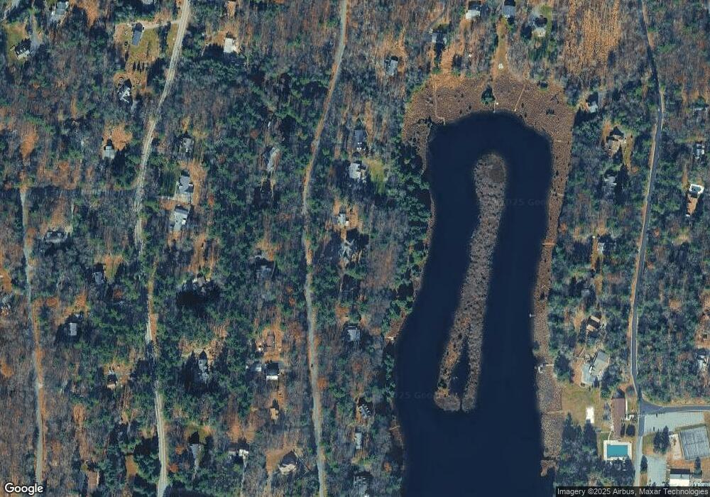 136 Mulberry Dr, Milford, PA 18337 - photo 1