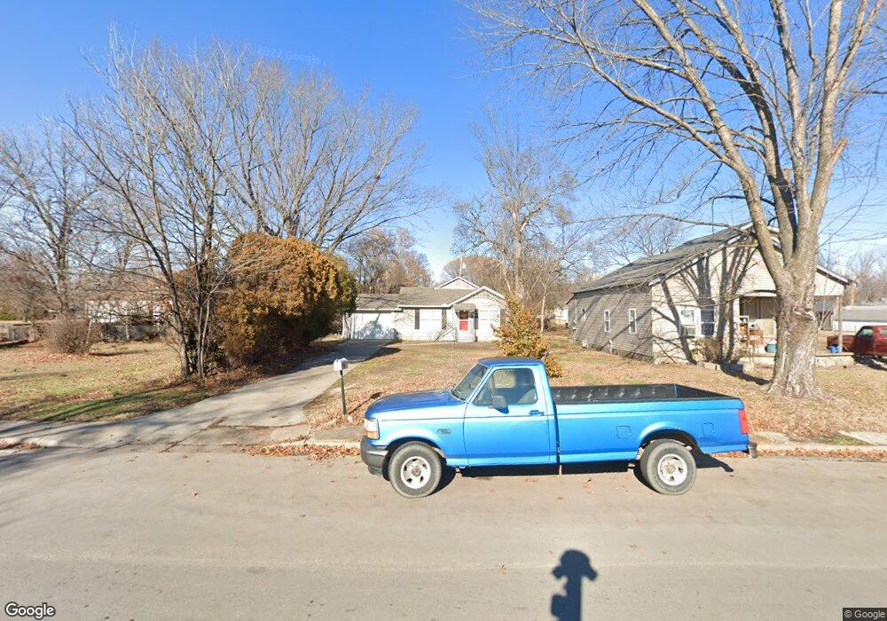 3125 Appleton Ave, Parsons, KS 67357 - photo 1