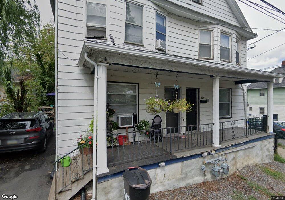 747 Roberts Ct unit 749, Scranton, PA 18504 - photo 1