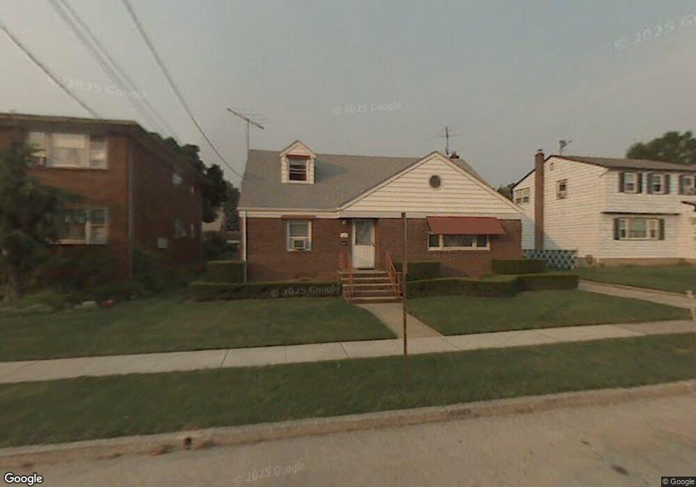 824 Seymour Ave, Linden, NJ 07036 - photo 1