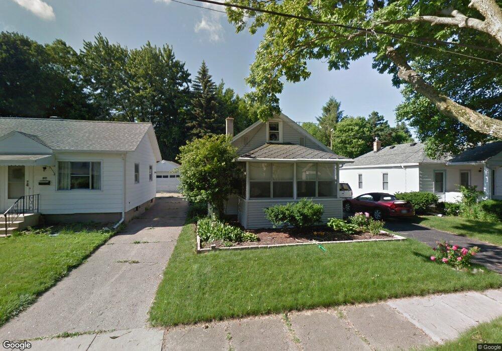 826 Edison Ave, Lansing, MI 48910 - photo 1