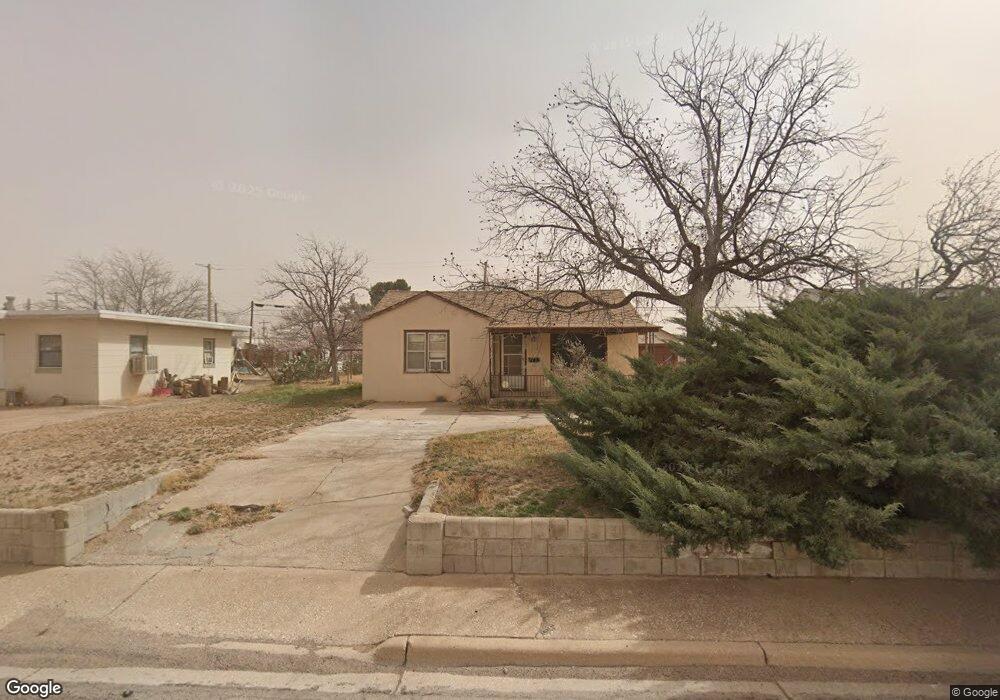 1002 N Cochran St, Hobbs, NM 88240 - photo 1