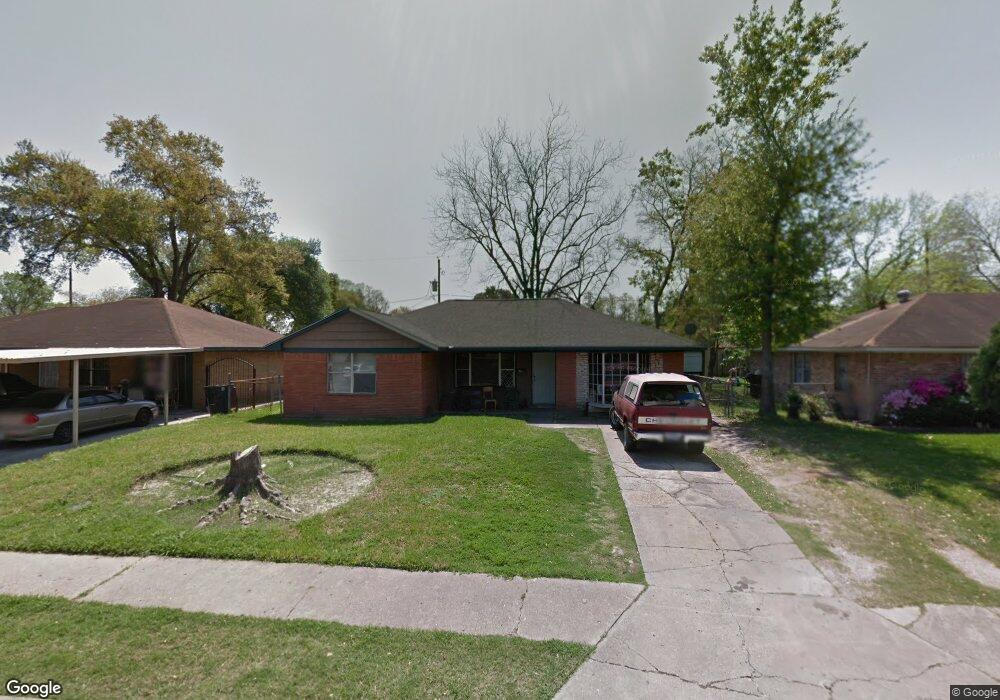 506 E Delz Dr, Houston, TX 77022 - photo 1