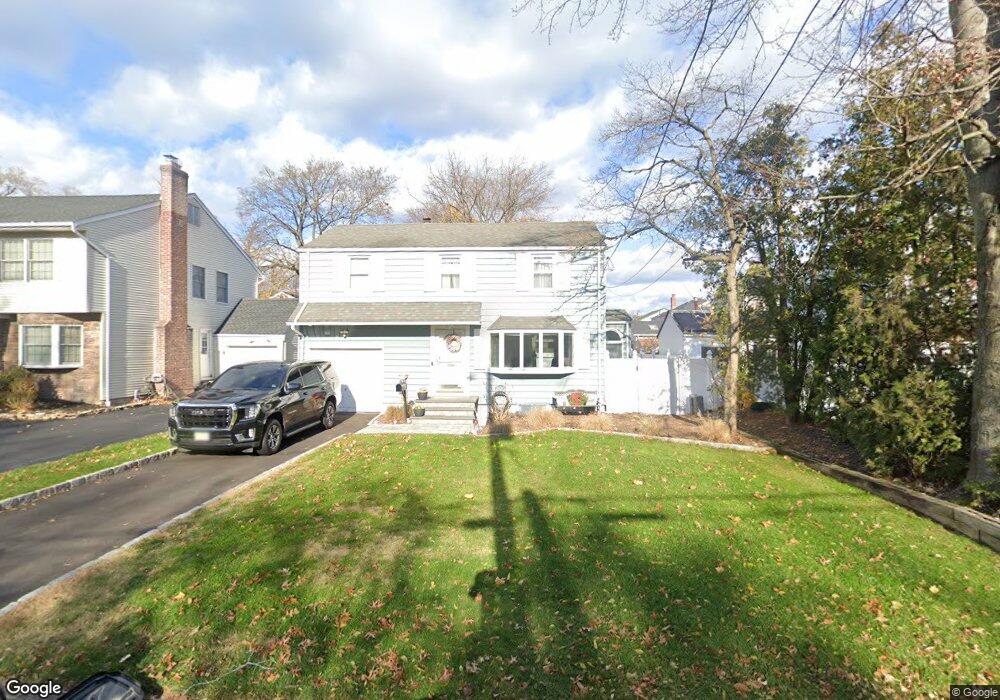 10 Wilkens Dr, Dumont, NJ 07628 - photo 1