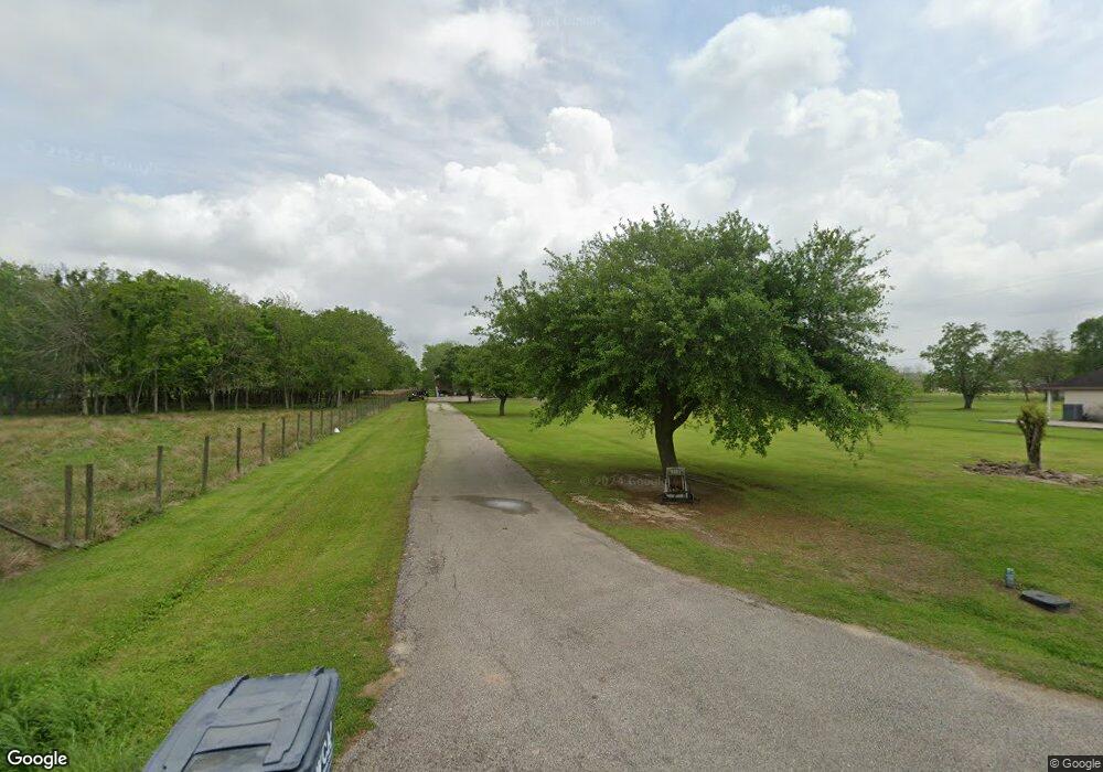 221 N Cedar Vale Rd, Bay City, TX 77414 - photo 1