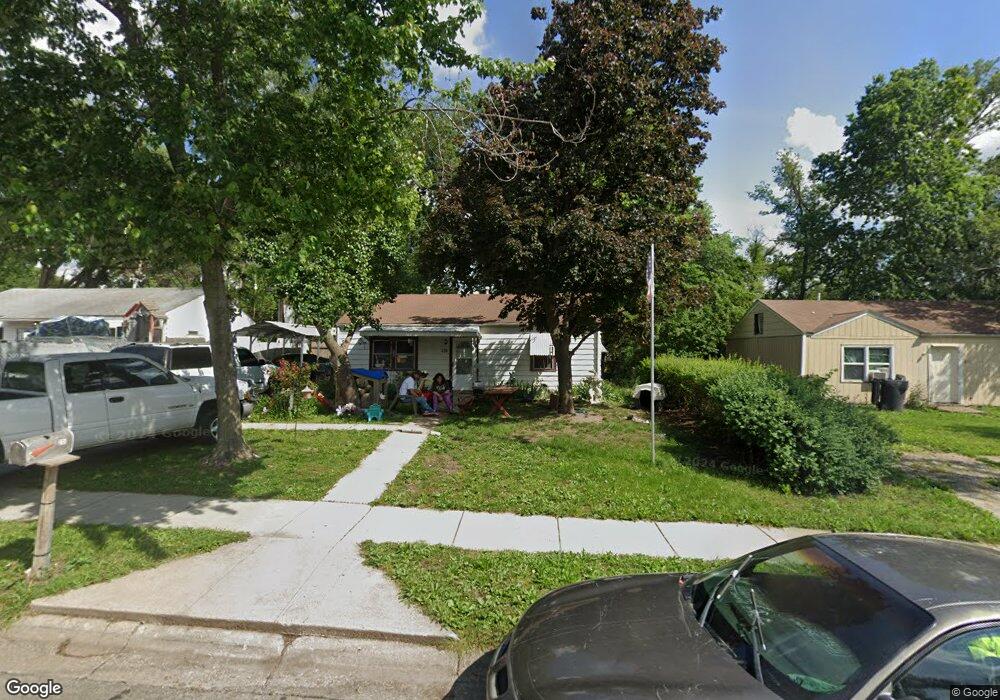 235 SE Pinecrest Dr, Topeka, KS 66605 - photo 1