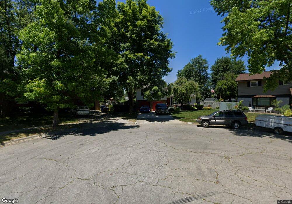 1602 Sugarmaple Ct, Columbus, OH 43229 - photo 1