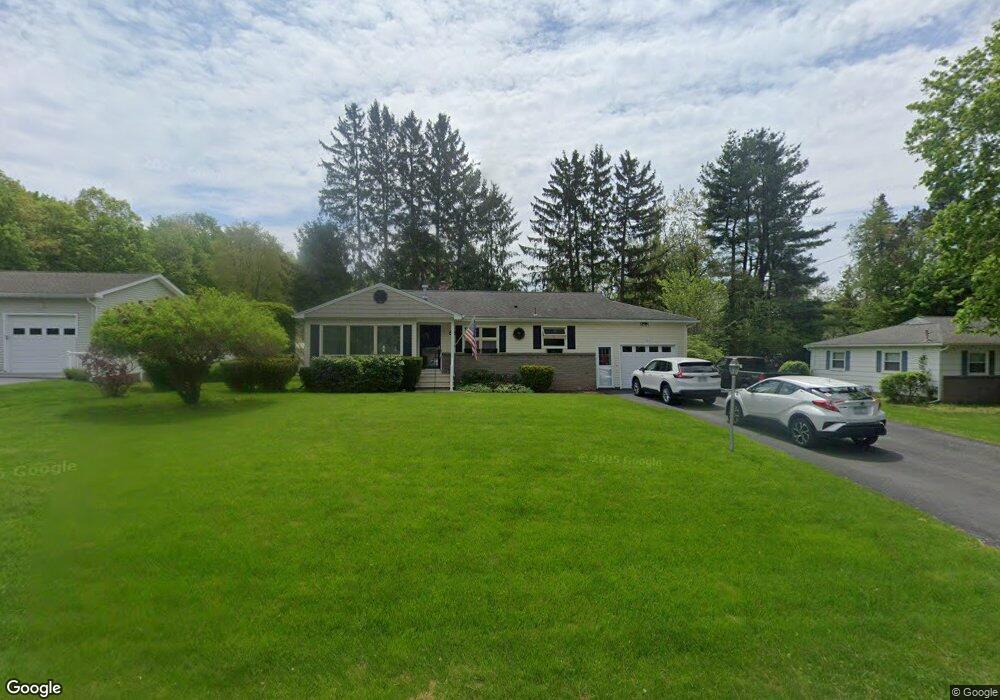 25 Nancy Dr, Troy, NY 12180 - photo 1