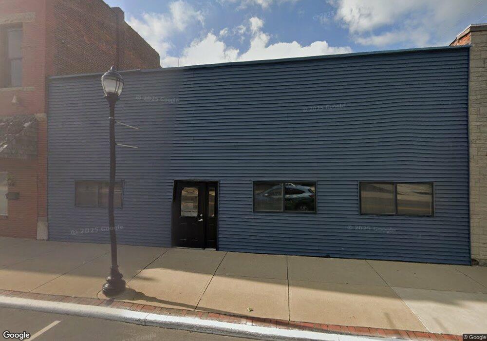 214 E Jefferson St, Tipton, IN 46072 - photo 1