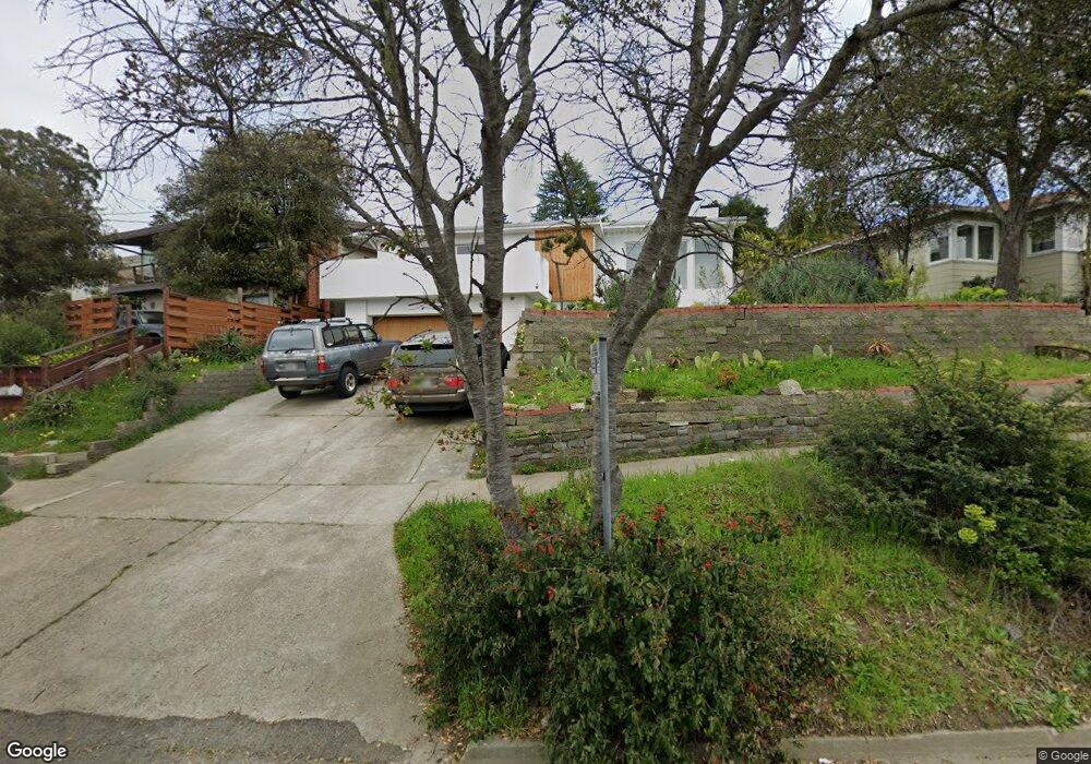 699 Grizzly Peak Blvd, Berkeley, CA 94708 - photo 1
