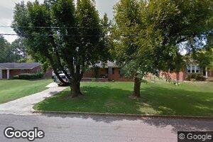 203 N Foster Dr, Tupelo, MS 38801