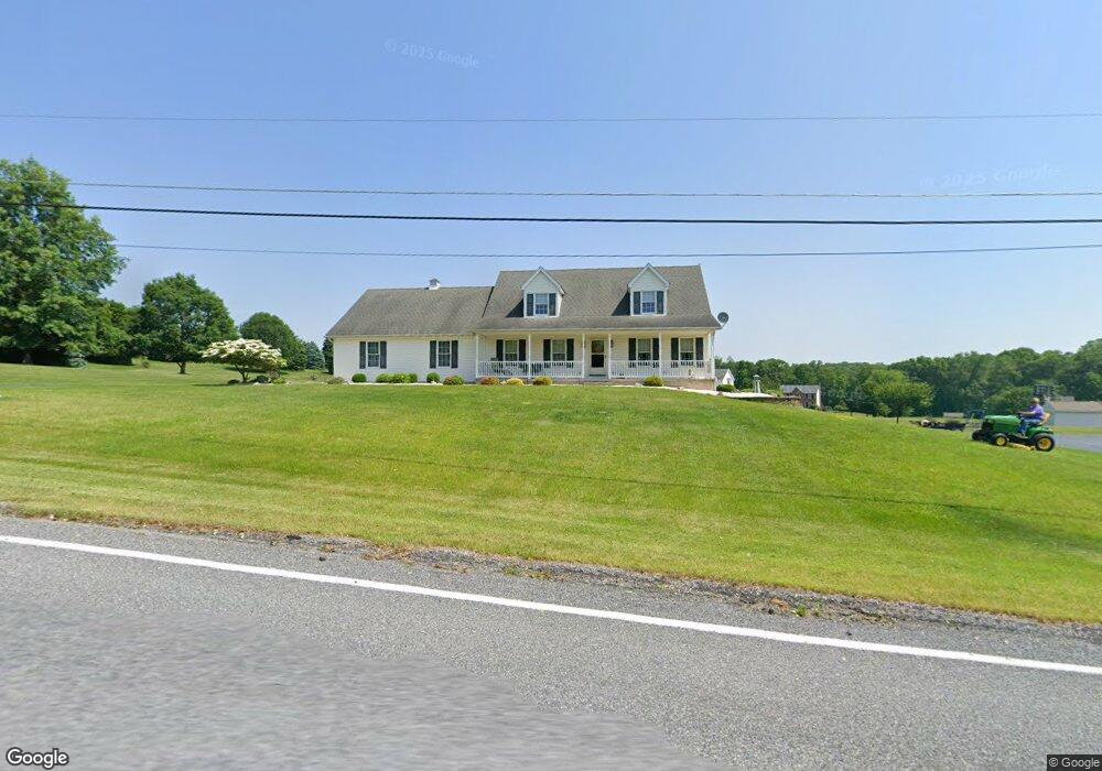 2870 Whitetail Deer Dr, Bath, PA 18014 - photo 1