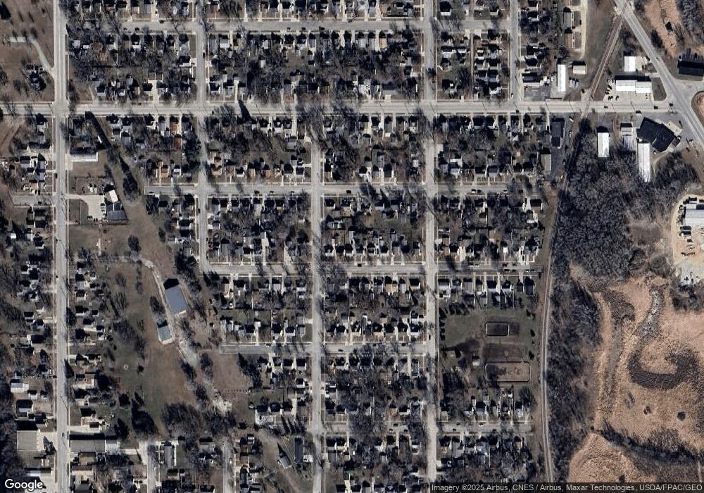 805 10th Ave SE, Austin, MN 55912 - photo 1