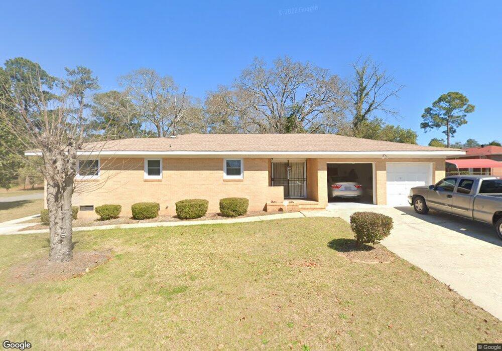 3201 Commodore Dr, Macon, GA 31211 - photo 1