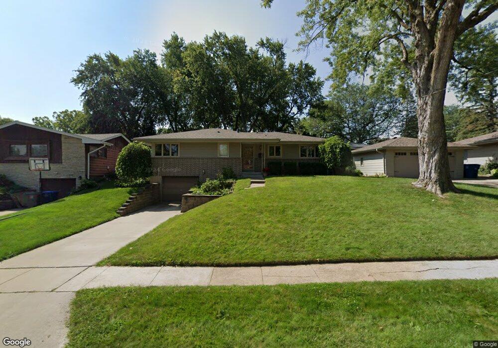 3400 Aurora Ave, Des Moines, IA 50310 - photo 1