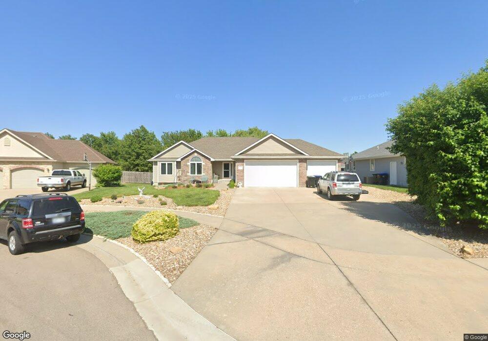 2516 SW Windslow Ct, Topeka, KS 66614 - photo 1