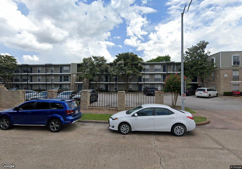 2831 Bellefontaine St, Houston, TX 77025 - photo 1