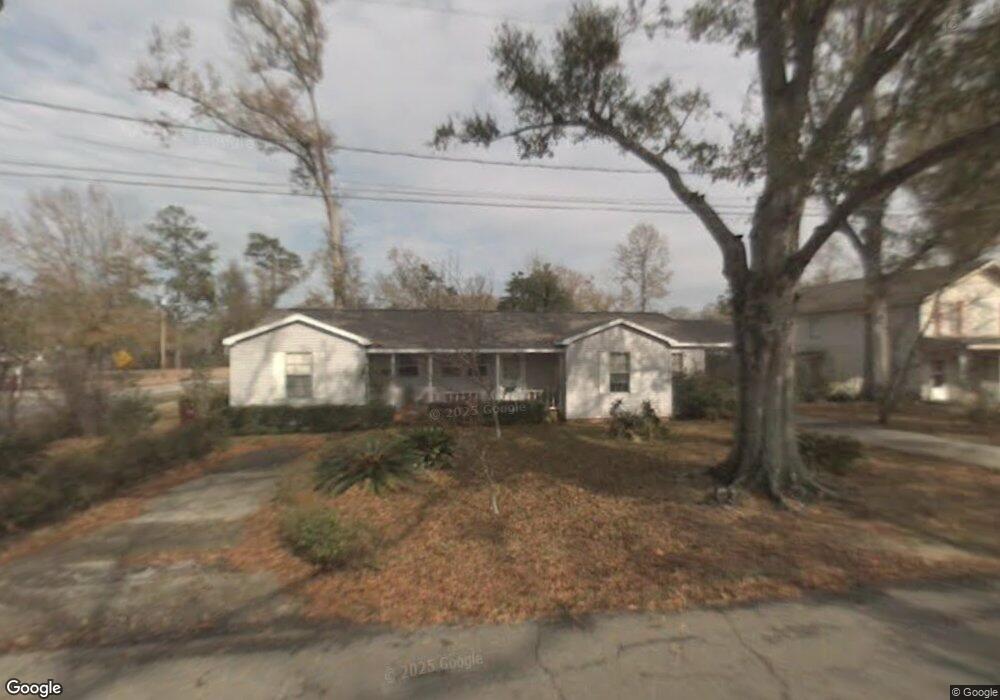 320 Third Ave, Picayune, MS 39466 - photo 1