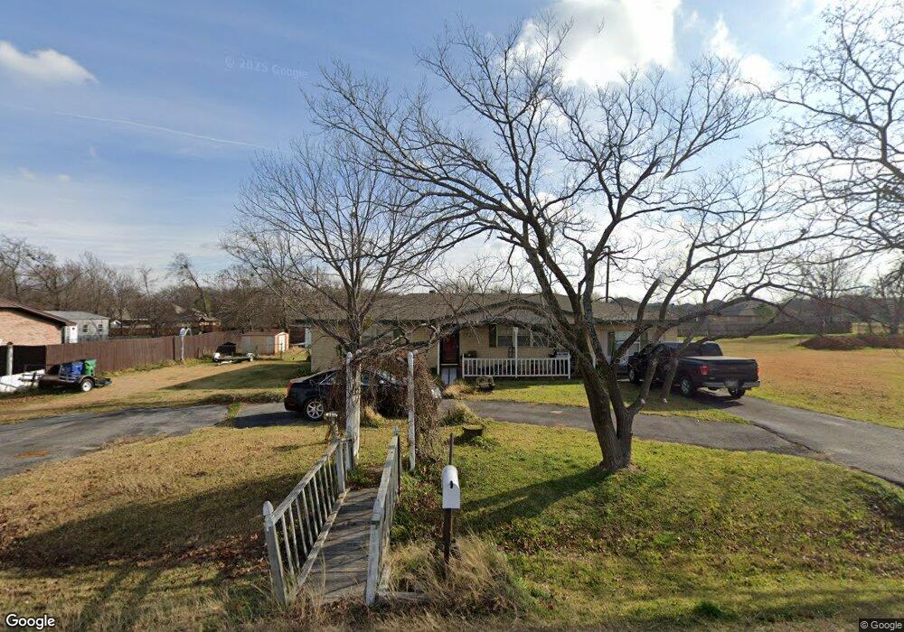 576 Pearce Dr, Pottsboro, TX 75076 - photo 1