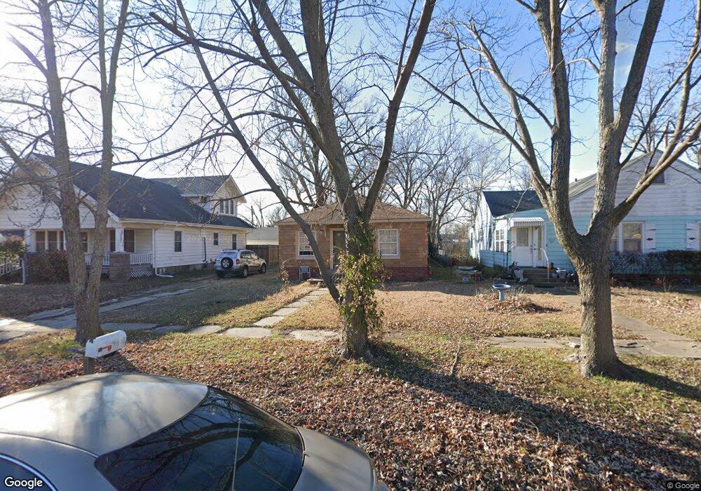 406 N 30th St, Parsons, KS 67357 - photo 1