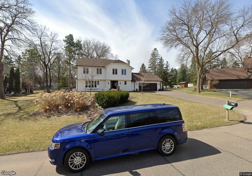 15811 Seaton Place, Minnetonka, MN 55345 - photo 1