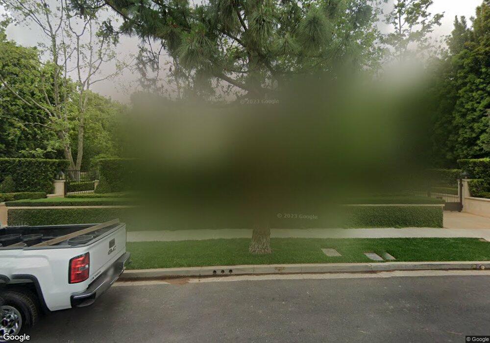 1012 N Crescent Dr, Beverly Hills, CA 90210 - photo 1