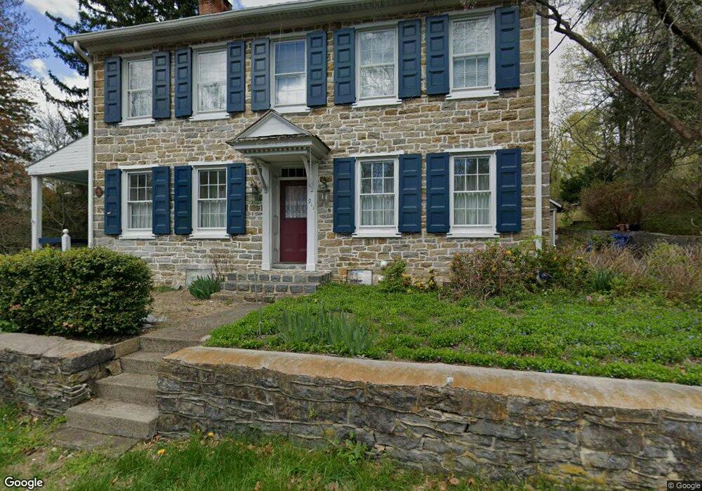 911 Leiszs Bridge Rd, Reading, PA 19605 - photo 1