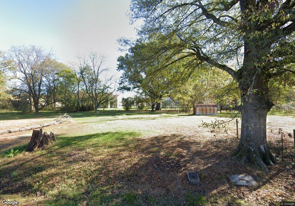 111 S Columbus St, Stuttgart, AR 72160 - photo 1