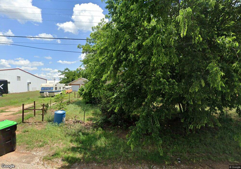 119 N Wilson St, Boyd, TX 76023 - photo 1