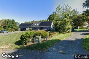 42 Wentworth Manor Dr, Amherst, MA 01002