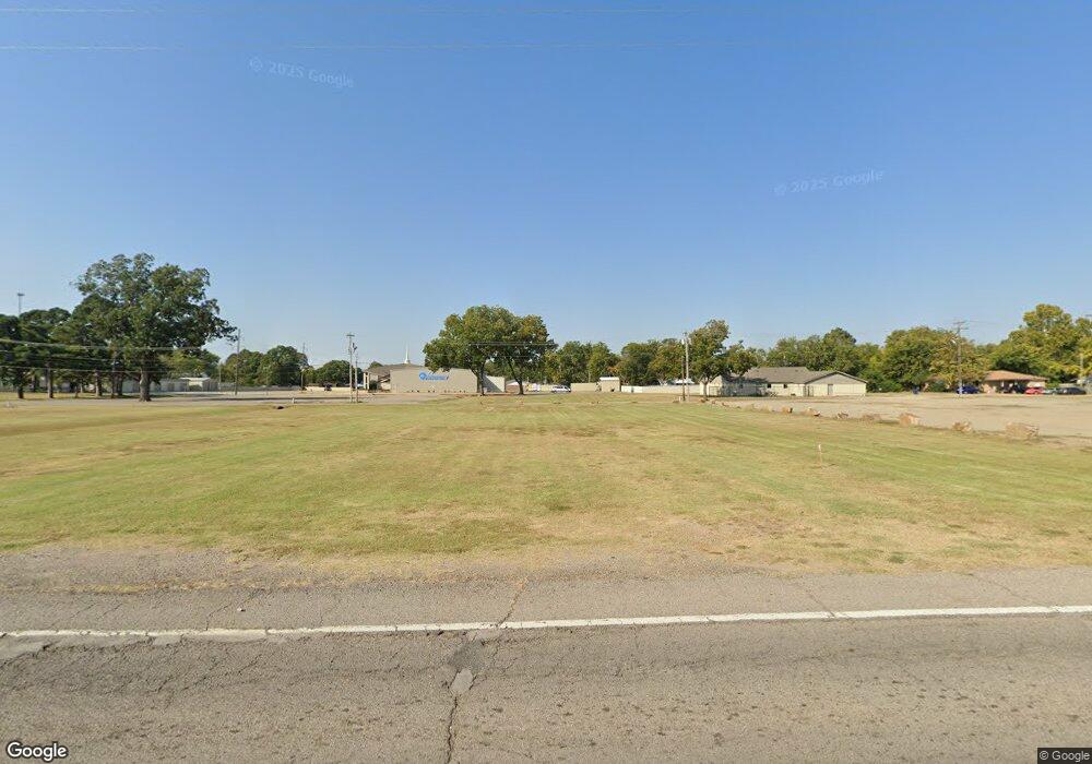 304 S Main St, Muldrow, OK 74948 - photo 1