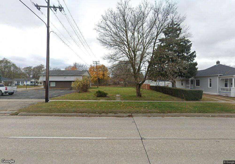 2017 10th St, Port Huron, MI 48060 - photo 1