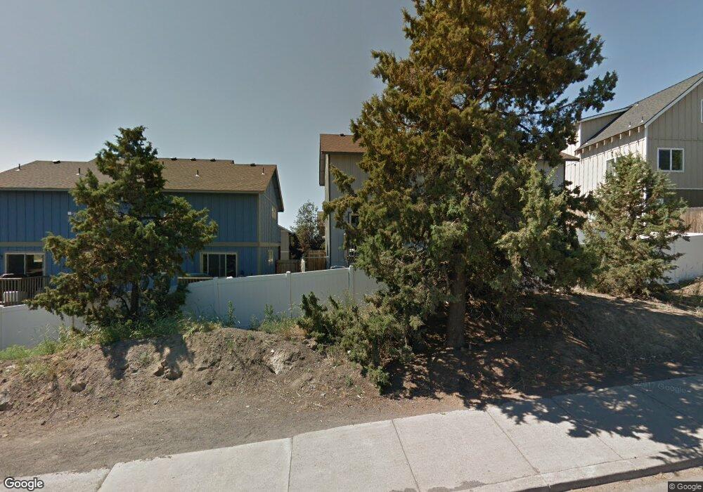 1696 NE Lotus Dr unit 64, Bend, OR 97701 - photo 1