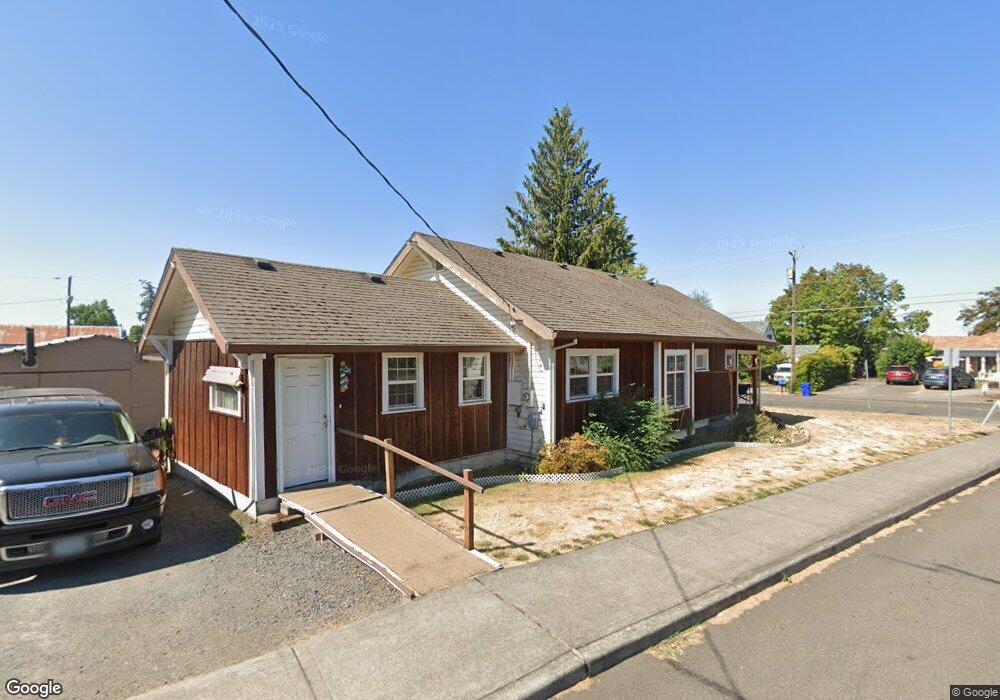 527 N Molalla Ave, Molalla, OR 97038 - photo 1