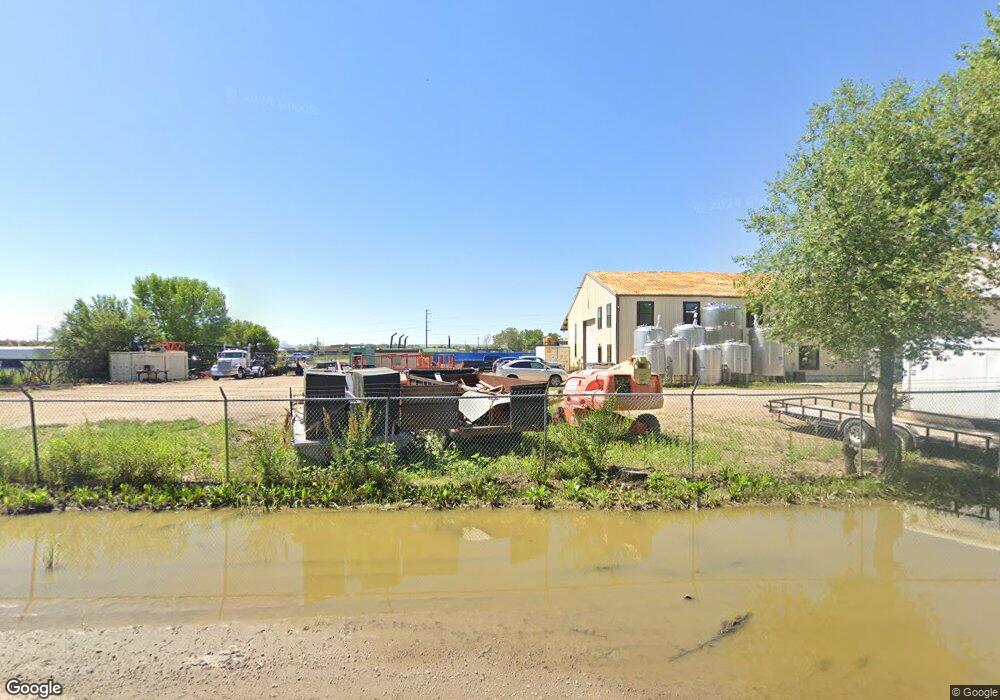 136 2nd Ave unit B, Longmont, CO 80501 - photo 1