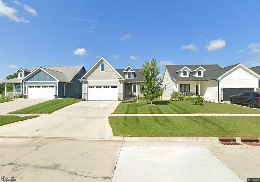 439 S 91st St, West Des Moines, IA 50266 - photo 1