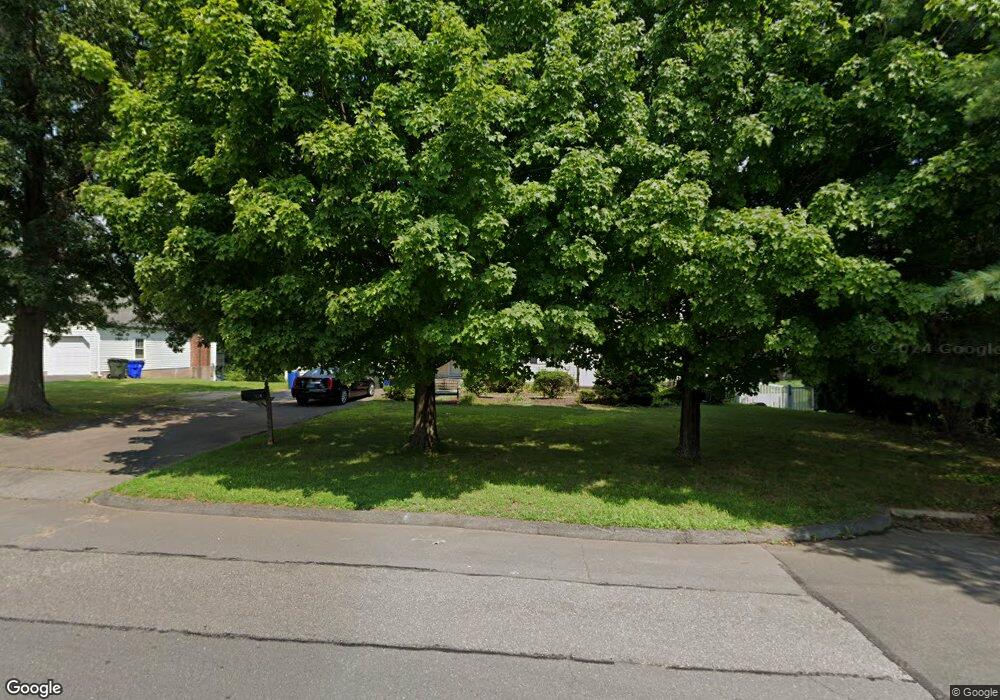 334 Back Ln, Wethersfield, CT 06109 - photo 1