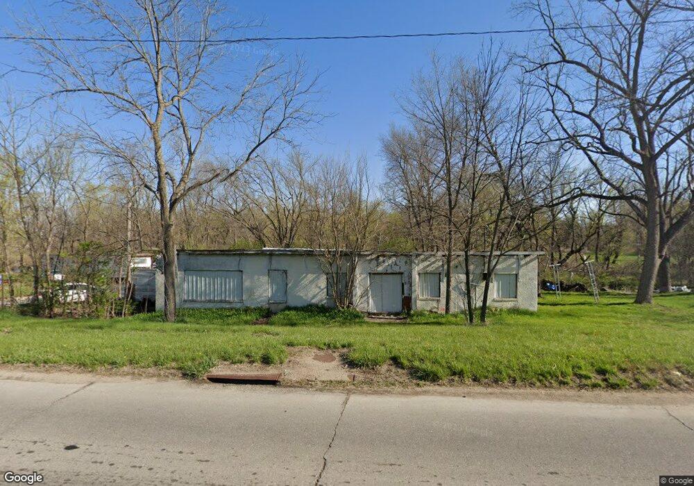 3428 Highway F48 W, Newton, IA 50208 - photo 1