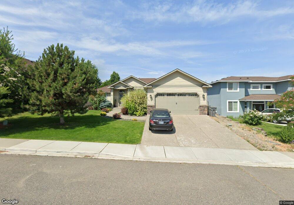 614 S Huntington Place unit Summer Fun in a Mira, Kennewick, WA 99336 - photo 1