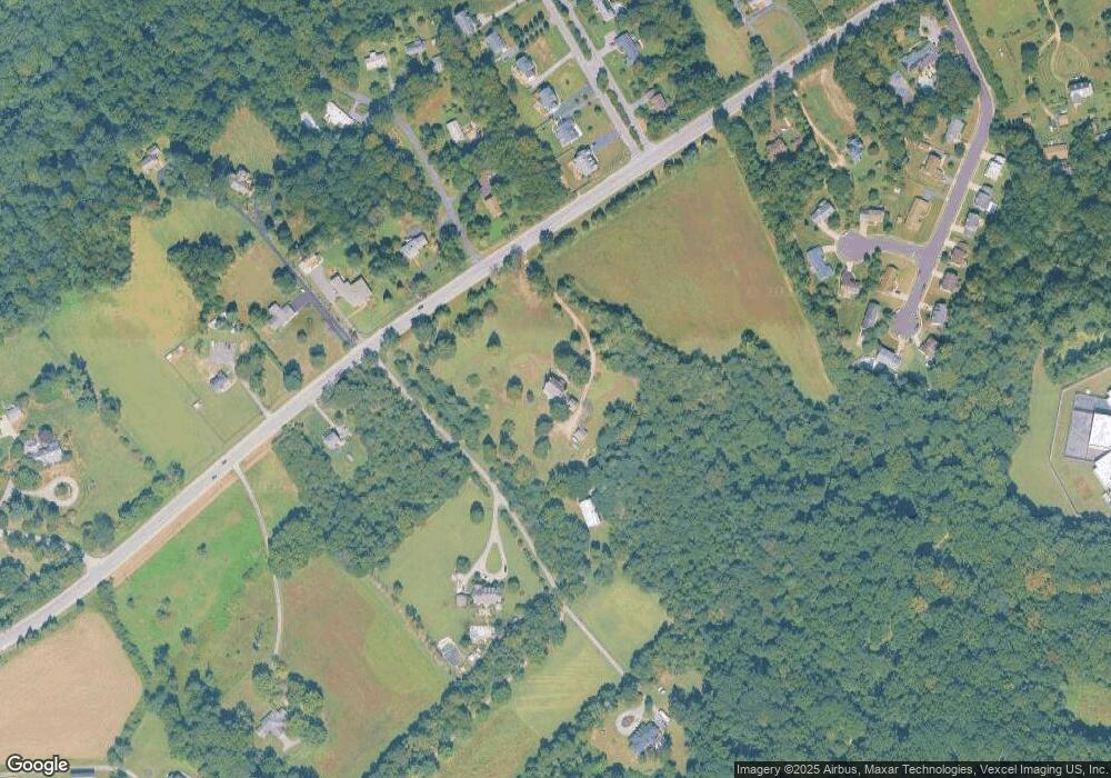 201 Port Tobacco Rd, La Plata, MD 20646 - photo 1