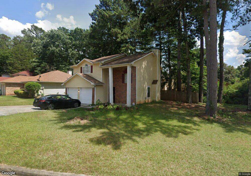 2094 Corners Cir unit 2, Lithonia, GA 30058 - photo 1